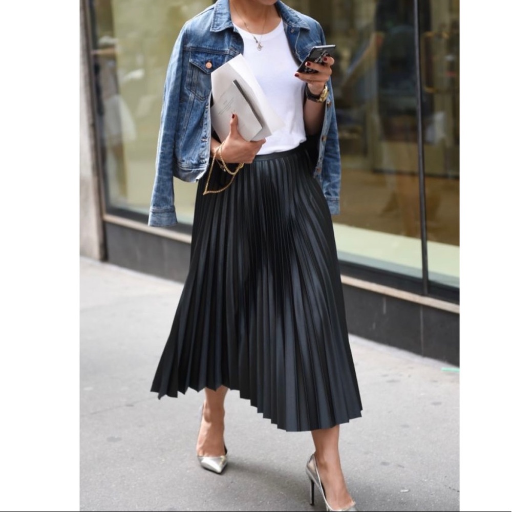 Sanctuary Top Secret Pleated Faux-Leather Midi Skirt